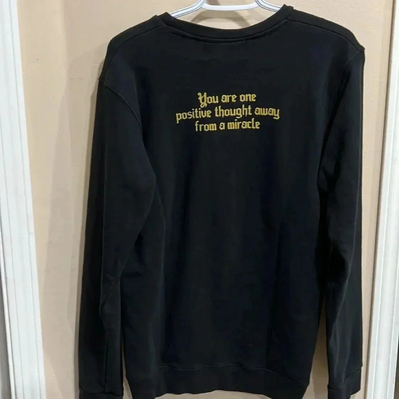 (4) Seek discomfort crewneck - Picture 4 of 5